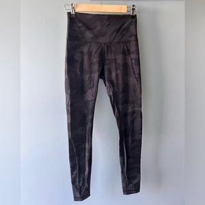 Lululemon Wunder Under High-Rise Tight 28”